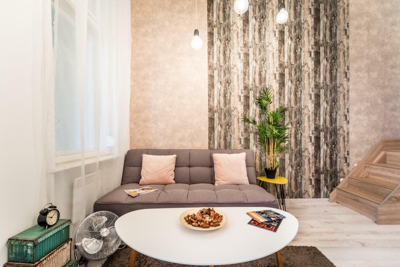 Bpr Little Attractico Apartment Budapest Exteriör bild